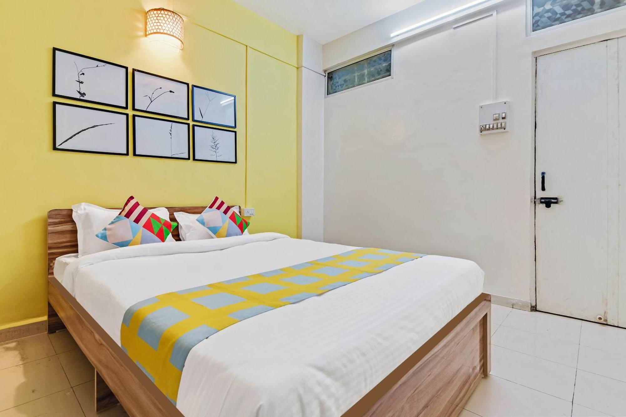 Super Hotel O Saraswati Niwas Vadgaon Budruk Pune Eksteriør bilde