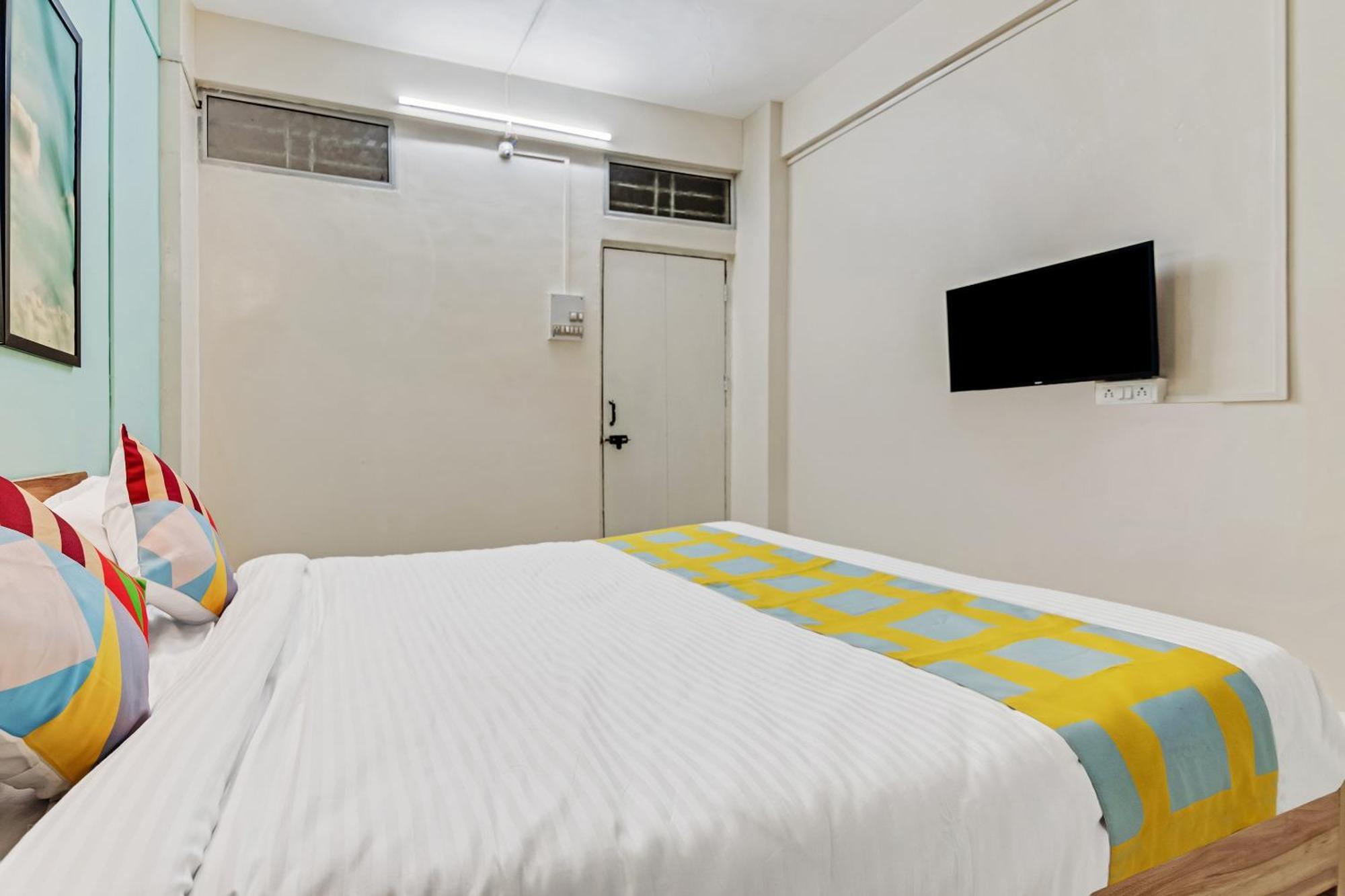 Super Hotel O Saraswati Niwas Vadgaon Budruk Pune Eksteriør bilde